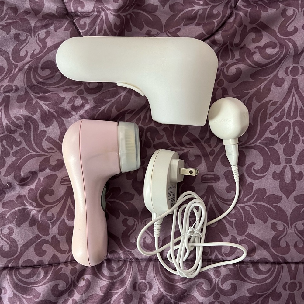 Clarisonic Mia 2 (Electric Facial Brush)